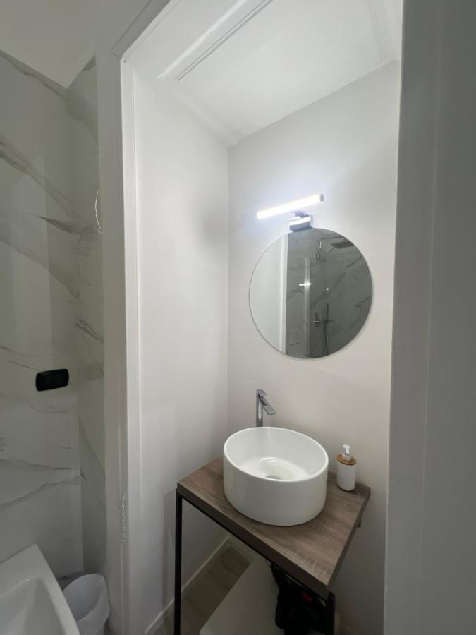 La Piazza Suite Неаполь Экстерьер фото