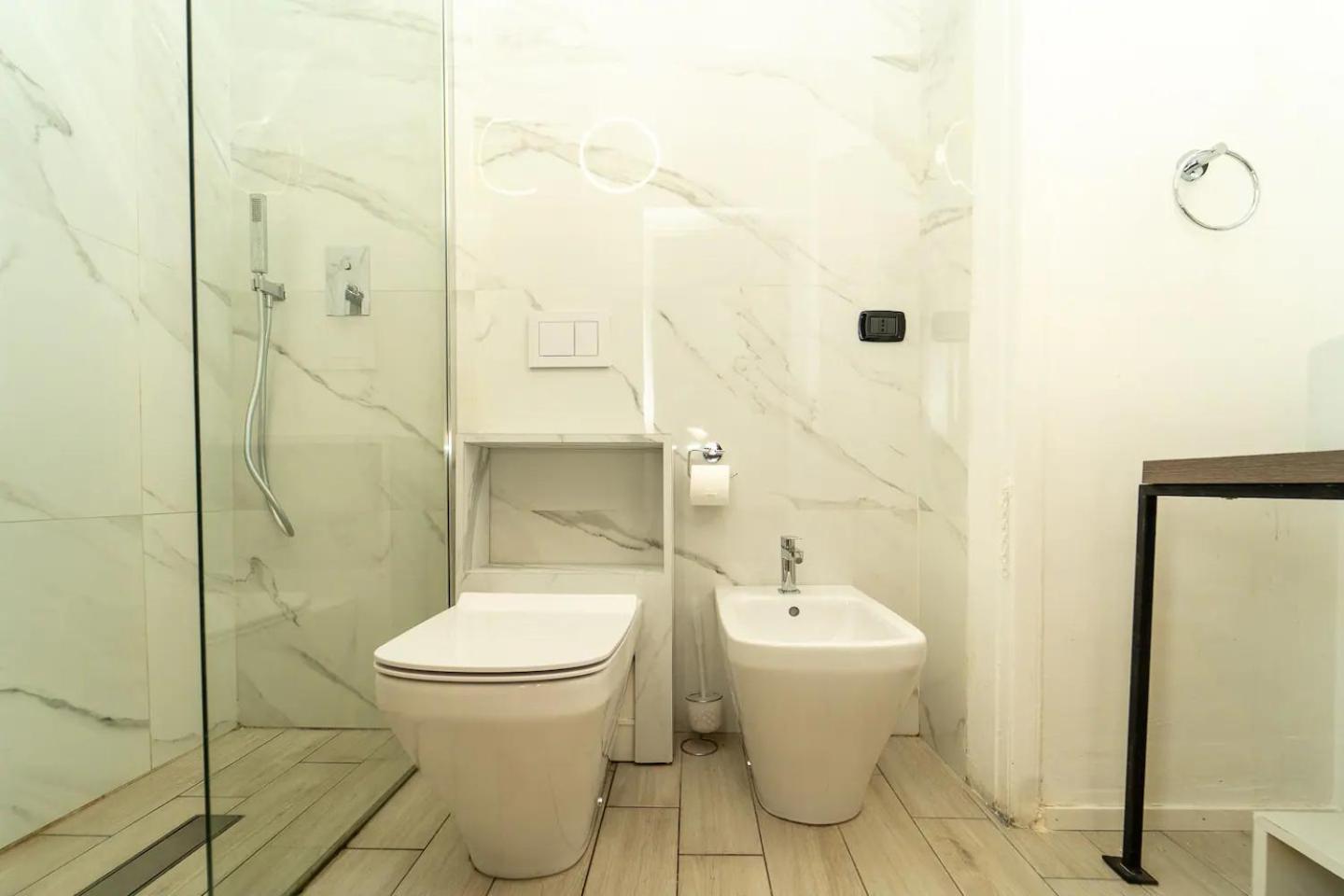 La Piazza Suite Неаполь Экстерьер фото
